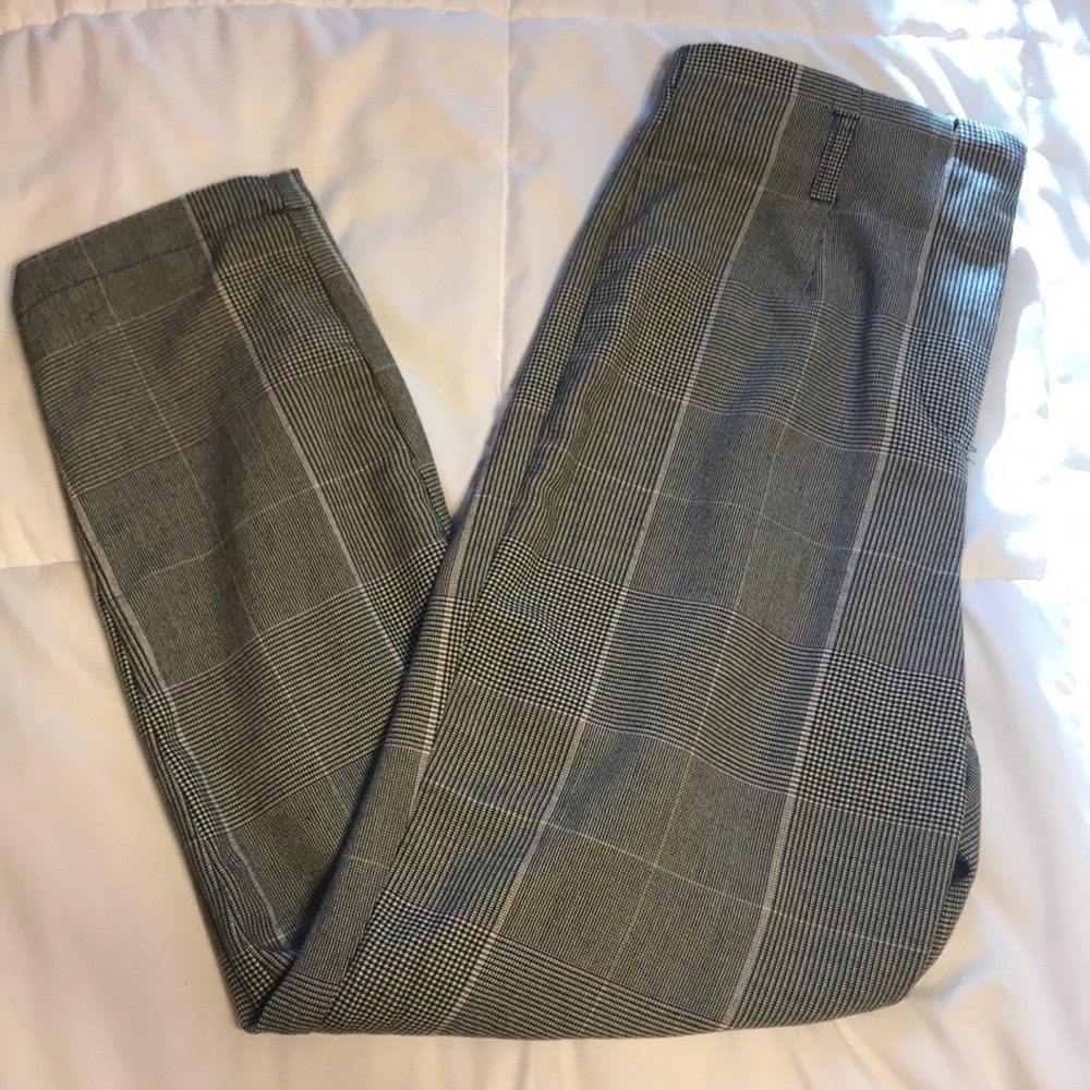 High Waisted Cropped Trousers with Matching Belt